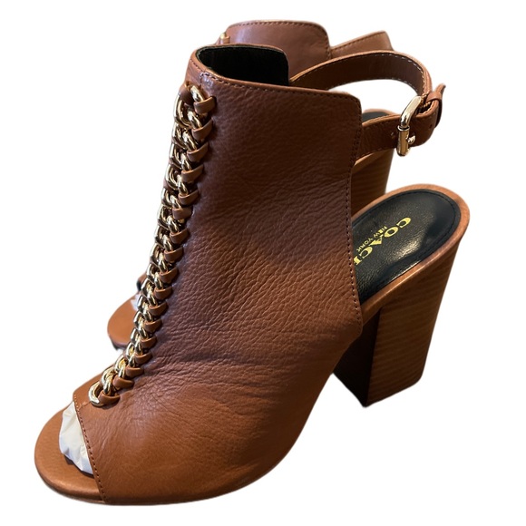 Coach Camel Leather Peep-Toe Ankle Boot with Gold Chain in size 8 - Picture 7 of 10